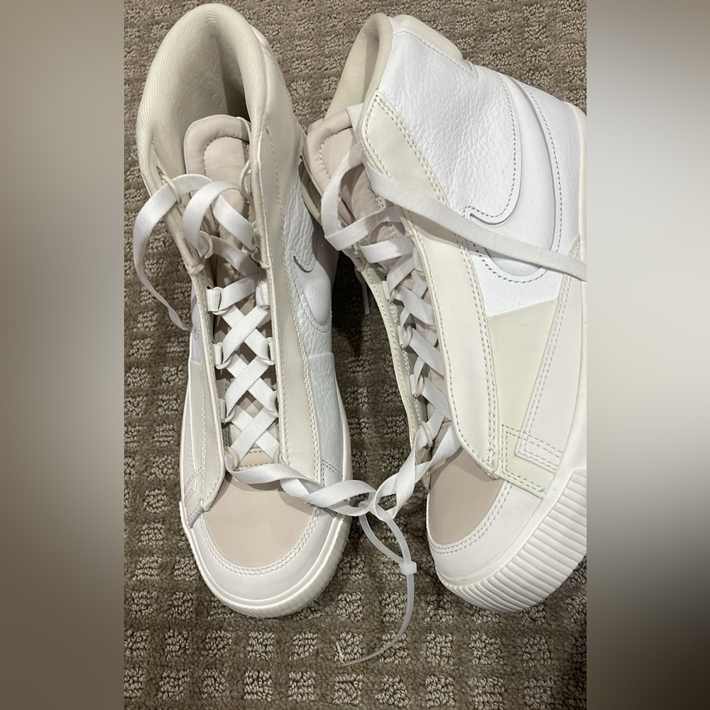 Nike shoes size 7.5